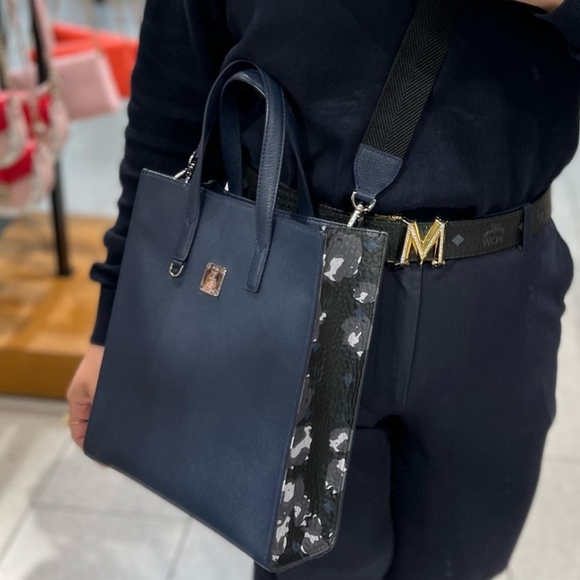MCM Navy/Black Leather Messenger Tote Bag with Camo/Floral Print - Picture 2 of 12